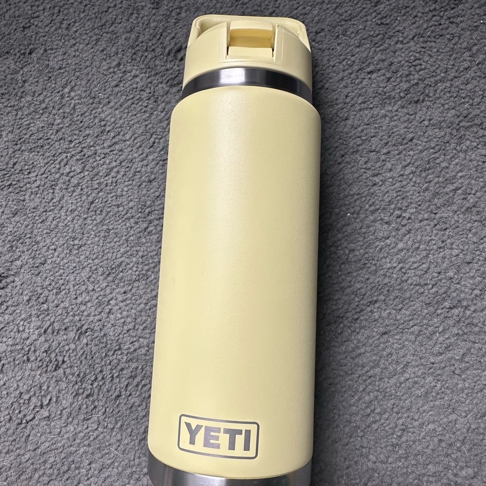 YETI Daybreak Yellow 26 oz Rambler